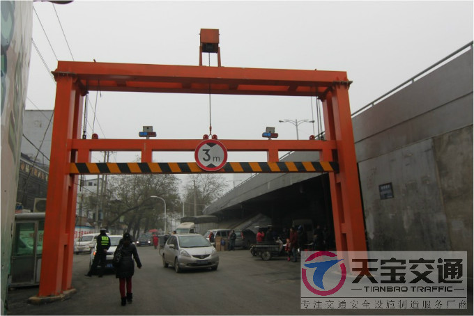 昌江公路限高架杆生产厂家|道路限高架标杆加工厂家